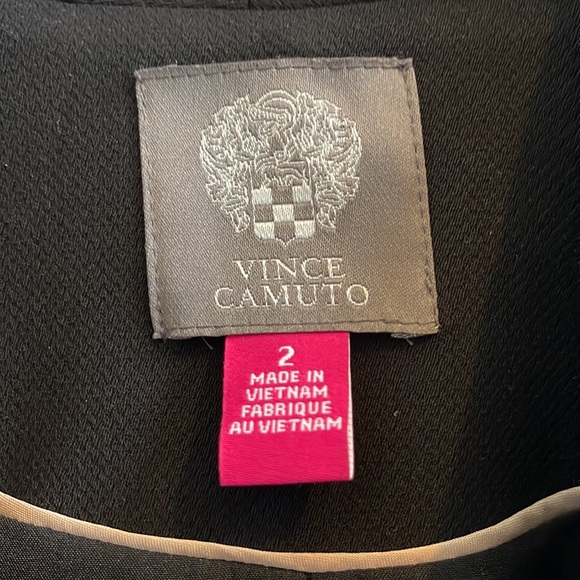 Vince Camuto Vest, Size 2 - Picture 2 of 4